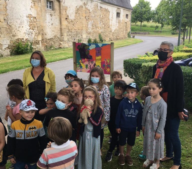 Inauguration de l’exposition “PAS A PAS…à l’école”